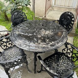 Cast Aluminum Patio Table Artisanal 