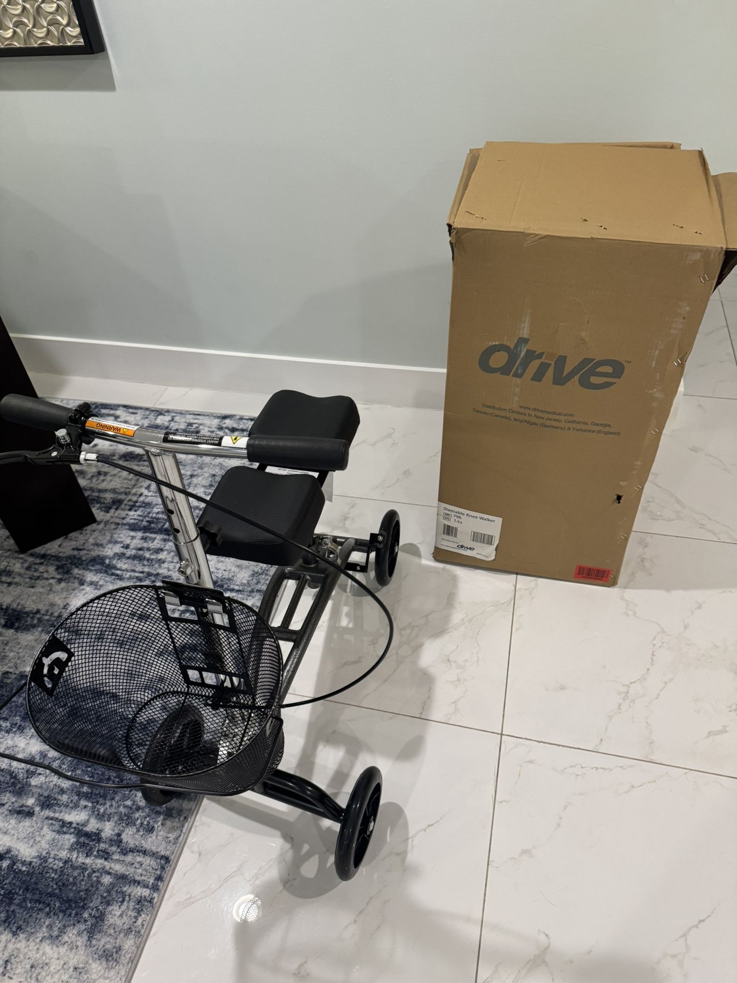 Steerable Knee Scooter