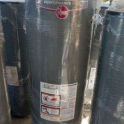 Gas Water Heater New Display Models 40 And 50 Gallon With 1 Yr Wrty 