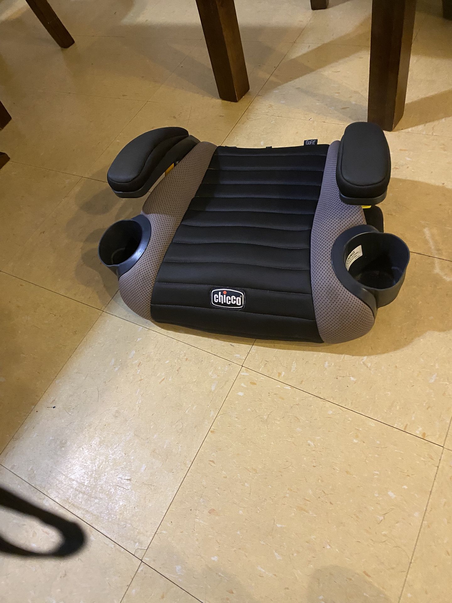 Chico GoFit Backless Booster Car Seat