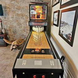 Shuffle Inn Bowling Arcade machine