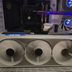 GIGABYTE NVIDIA WHITE GeForce RTX 4090 GAMING OC 24G 24GB Graphics Card PC