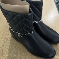 Michael Kors Elsa Quilted Leather Chain Boot 8.5