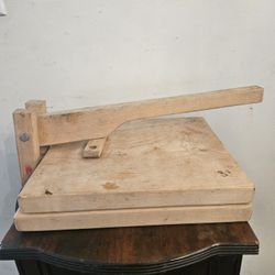 Large Wooden Tortilla Press
