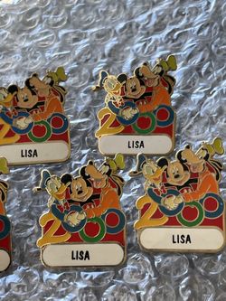 2000 Disney Pins Lisa / Luis