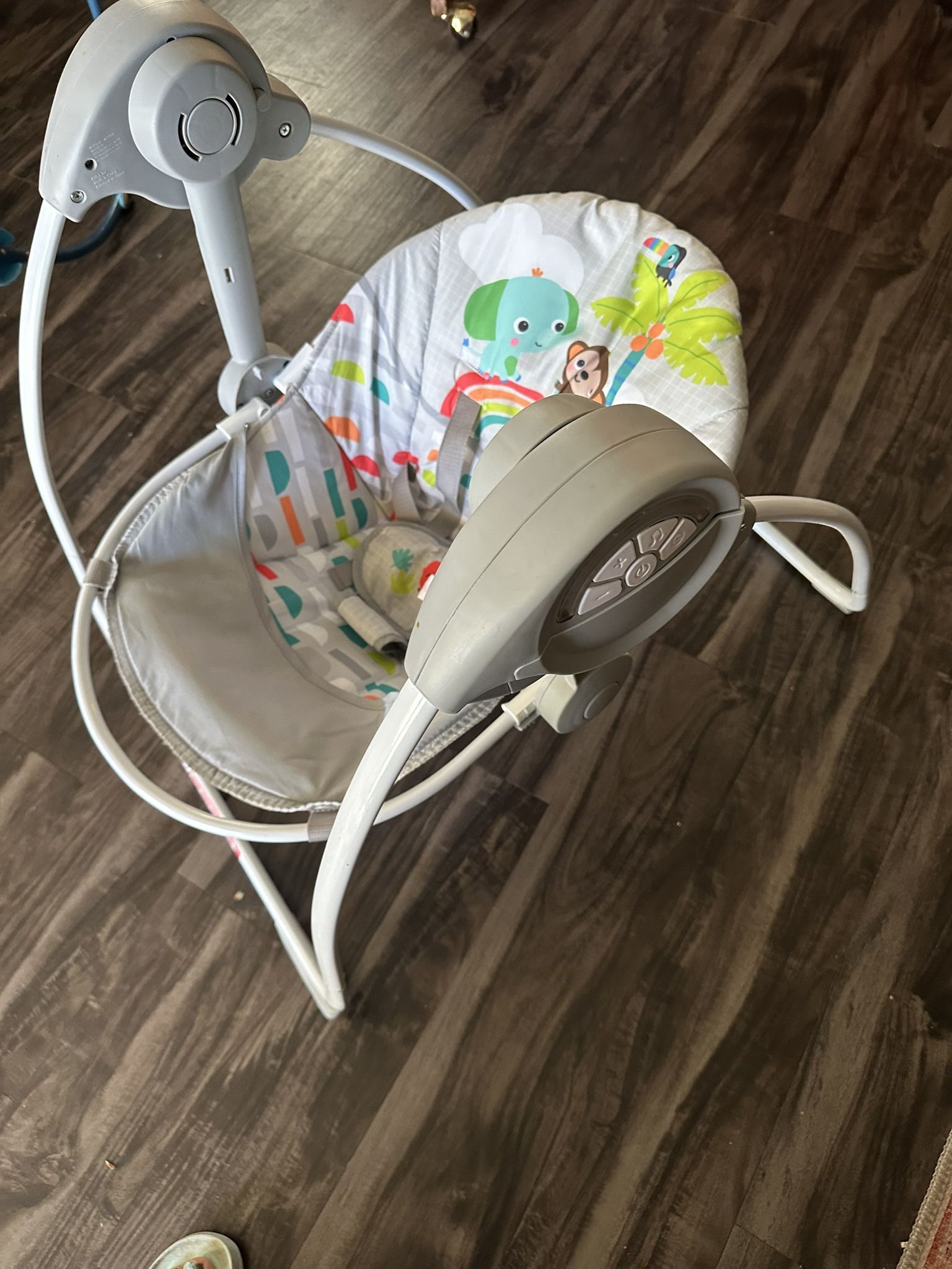 Baby Swing  Bright Start 