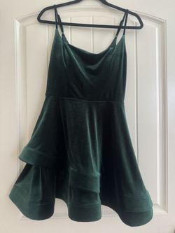 Velvet Green Party Dress With Padding