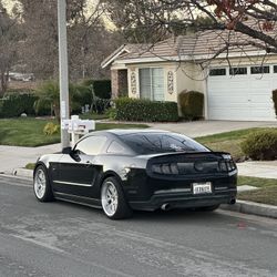 2010 Ford Mustang GT 