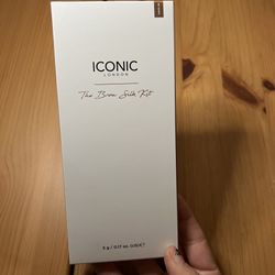 ICONIC LONDON BROW SILK