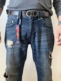 Wrist Lanyard with Carabiner Key Chain 