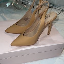 Just Fab Tan Heels NEW Size 8