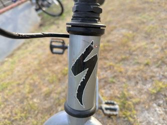 Specialized kids bike