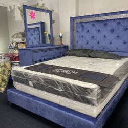 Queen Velvet Bed Set 