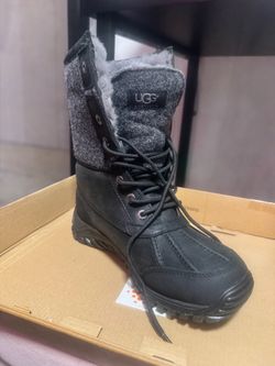 Brand New UGG Adirondack Boot II – Black – Women’s Size 8.5