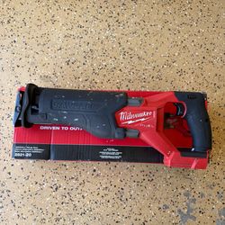 Milwaukee M18 FUEL GEN-2 18V Lithium-Ion Brushless Cordless SAWZALL Reciprocating Saw (Tool-Only)
