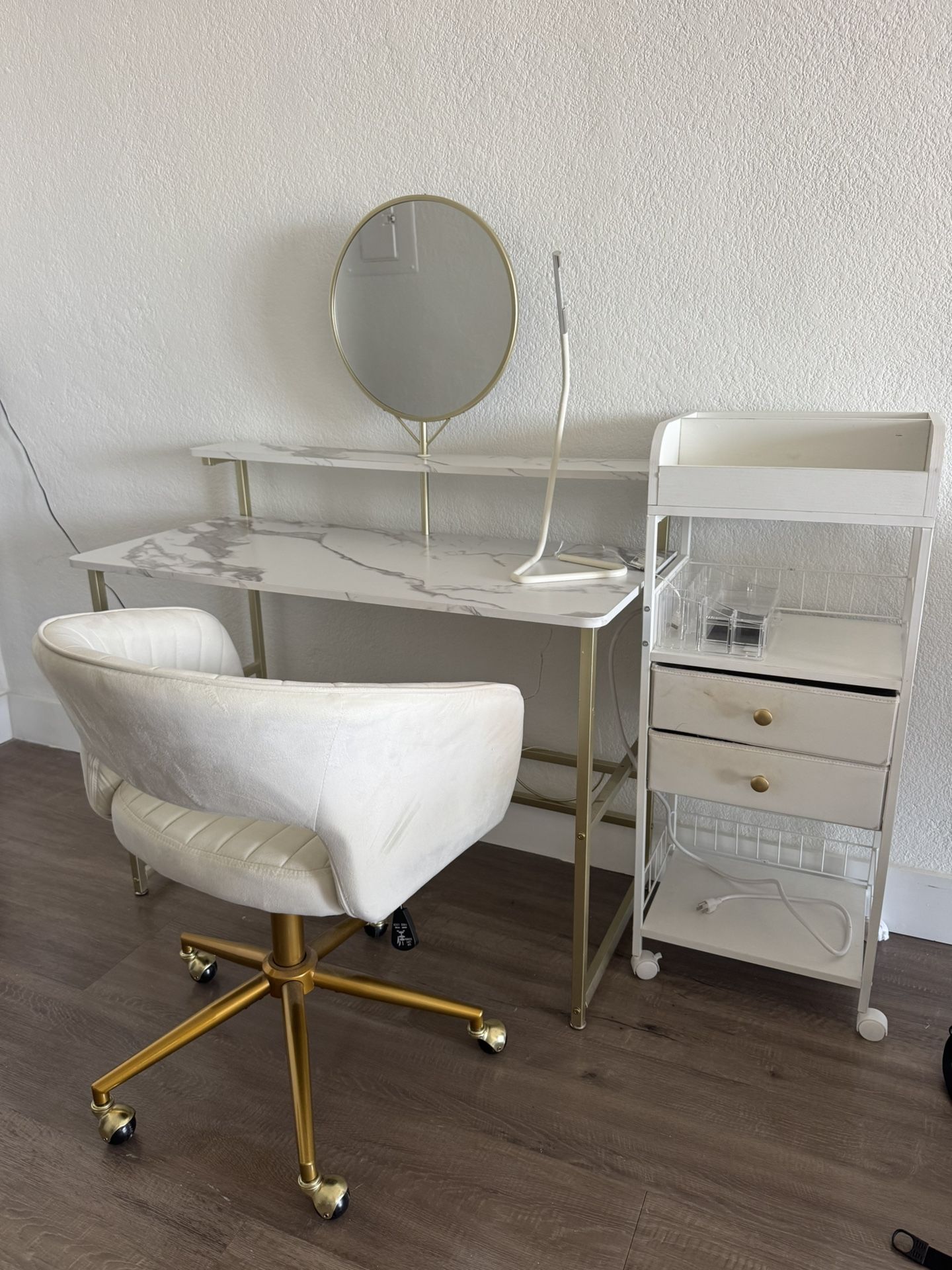 Vanity Set