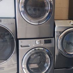 Nice Kenmore Washer And Gas Dryer Set