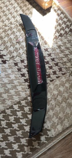 Brand New universal carbon fiber rear trunk spoiler wing “missing the mounts”