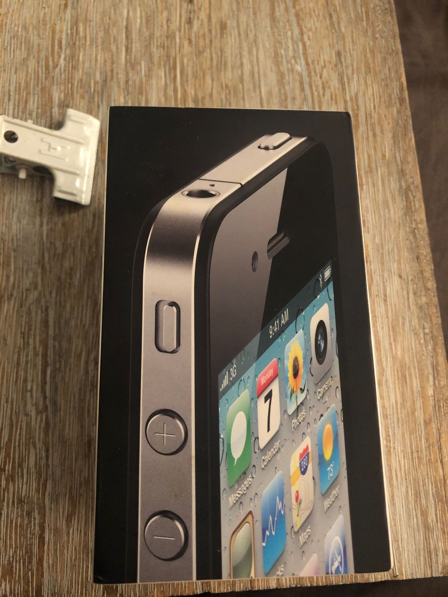 iPhone 4 Box Only (Collectible)