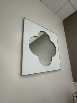 Clover Mirror