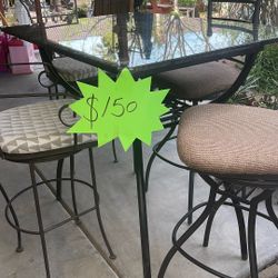 Granite Table, Very Beautiful, Good Conditions