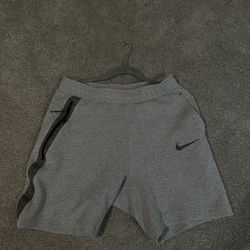 Nike Tech Fleece 50 shirt 