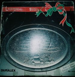 Duralex Les Verreries de Saint-Gobain 13-inch Christmas platter