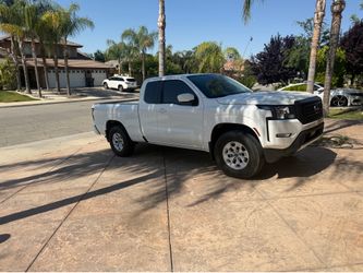 2024 Nissan frontier