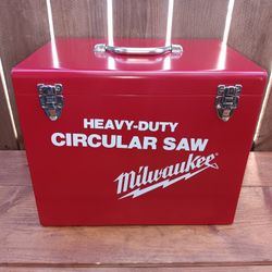 Milwaukee Circular Saw 