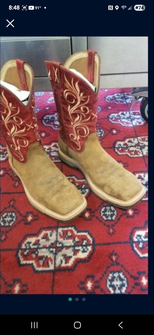 Women's Twisted X Steel Toe Boots..Size 8B