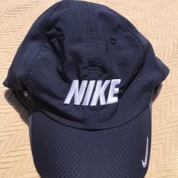 NEW Nike Hat