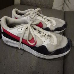 Free Nikes