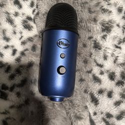 Blue Yeti Mic No Stand Or Cord 