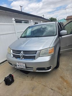 2010 dodge caravan