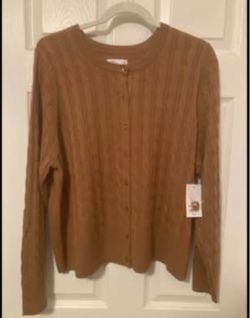 NEW-Ladies Beautiful Soft Cardigan Sweater XXL Croft&Barrow. Regular $29.99 (Johnstown Ohio)