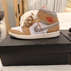 AIR JORDAN 1 MID