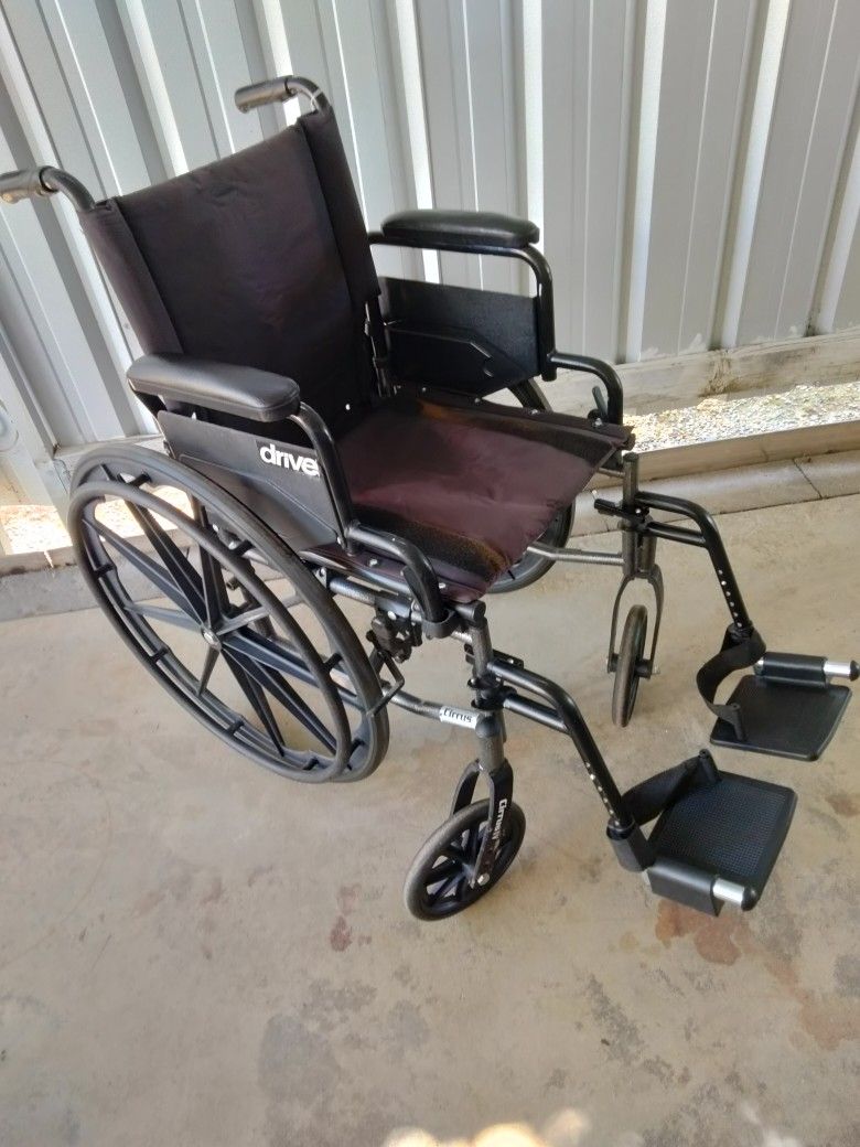 Wheelchair With 16"Wide Seat 