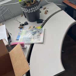 Electric Raising Desk