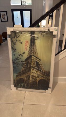 Eiffel Tower - Paris frame