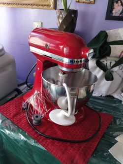 Max watts 300 Kitchenaid, good condition