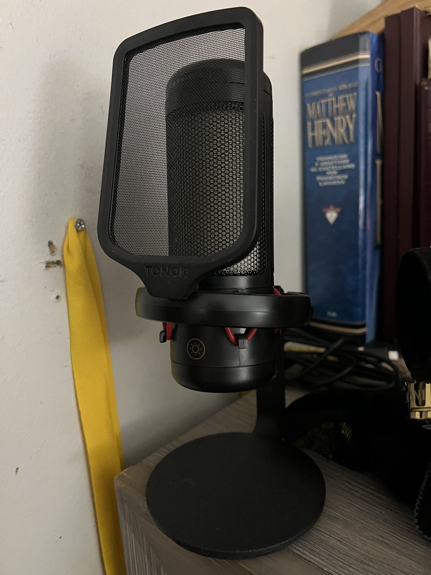 Microphone Computer, Cell Audio Mixer