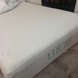 Twin Size Mattress (lucid)