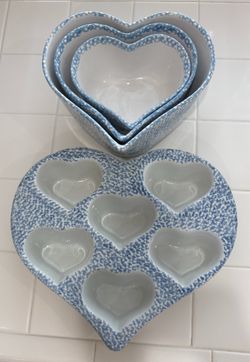 Vintage Heart Ceramic Nesting Bowls And Muffin Pan / Farmhouse Blue And White Ceramic Bowls And Muffin Pan / Cottagecore Country Cottage