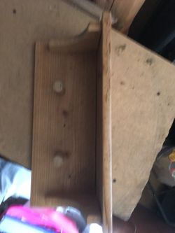 Shelf hanger