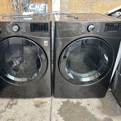 LG. WASHER AND GAS DRYER 