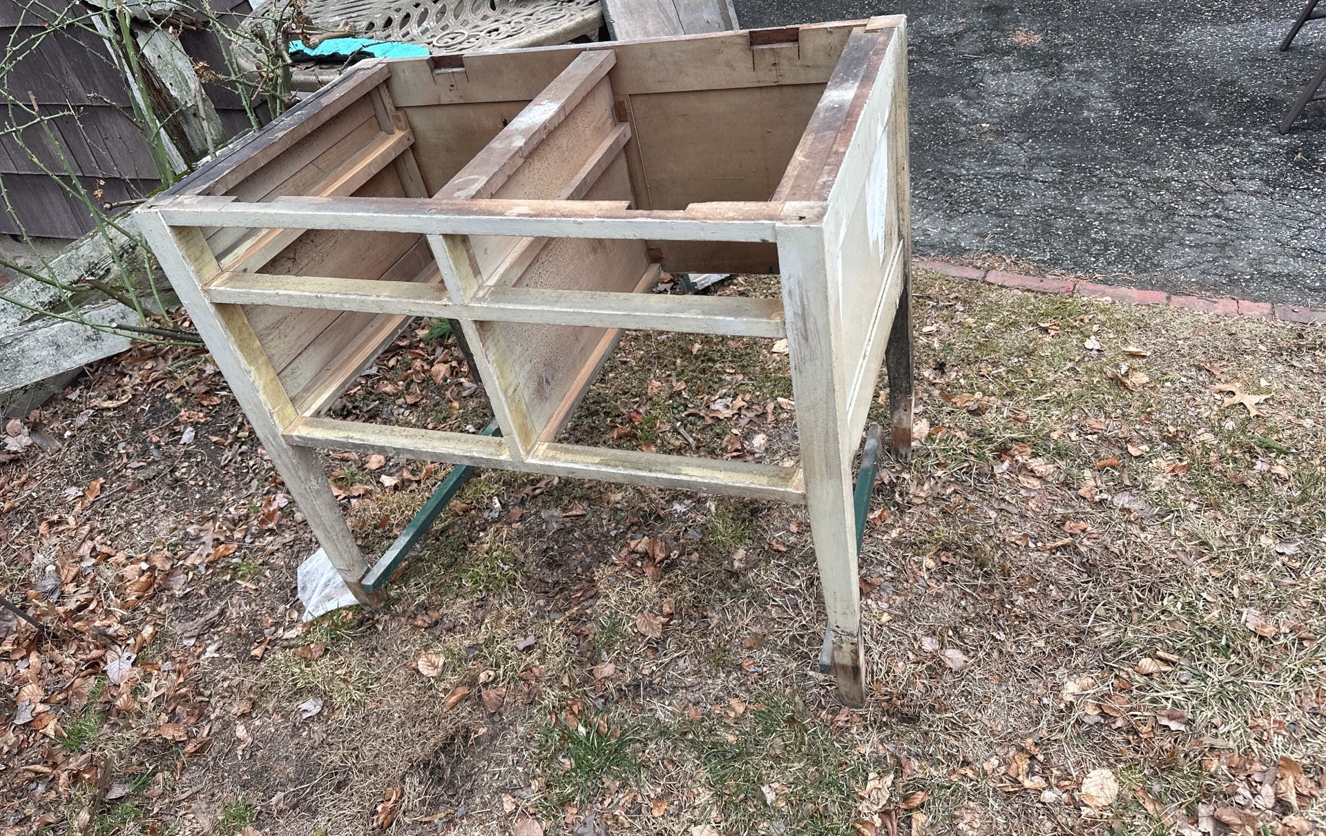Free Antique Vintage Table With Drawers - Free