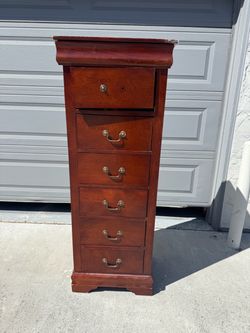 5 Drawer Dresser