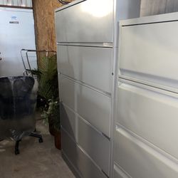 Meridian 5 door storage cabinet 