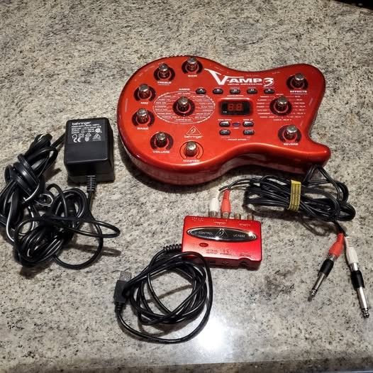 Behringer V-AMP 3 Guitar Amp Modeler and USB Audio Interface