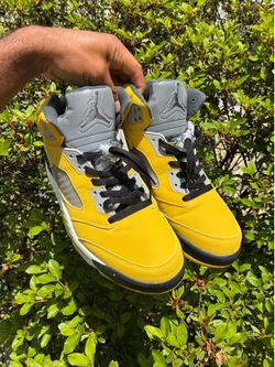 Jordan 5s Tokyos size 10 130$